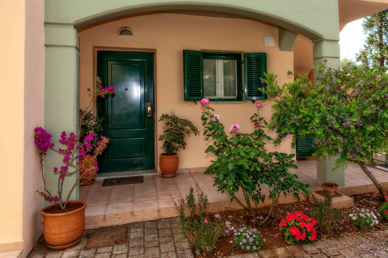 Villa Barbati Pietre Di Mare Exterior foto